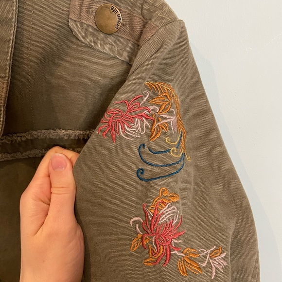 Urban Life Embroidered Cargo Jacket, XL - Picture 7 of 8